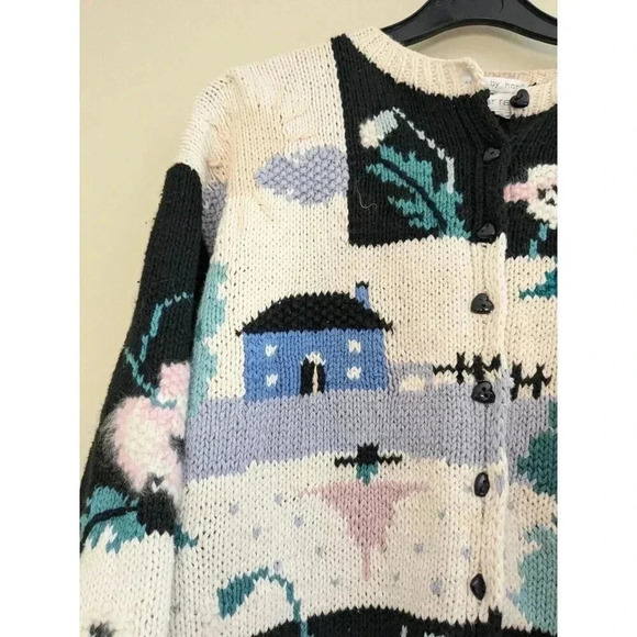 Vintage Women's Handknit Cottage Core Button Down Cardigan Sweater Medium - Picture 9 of 10